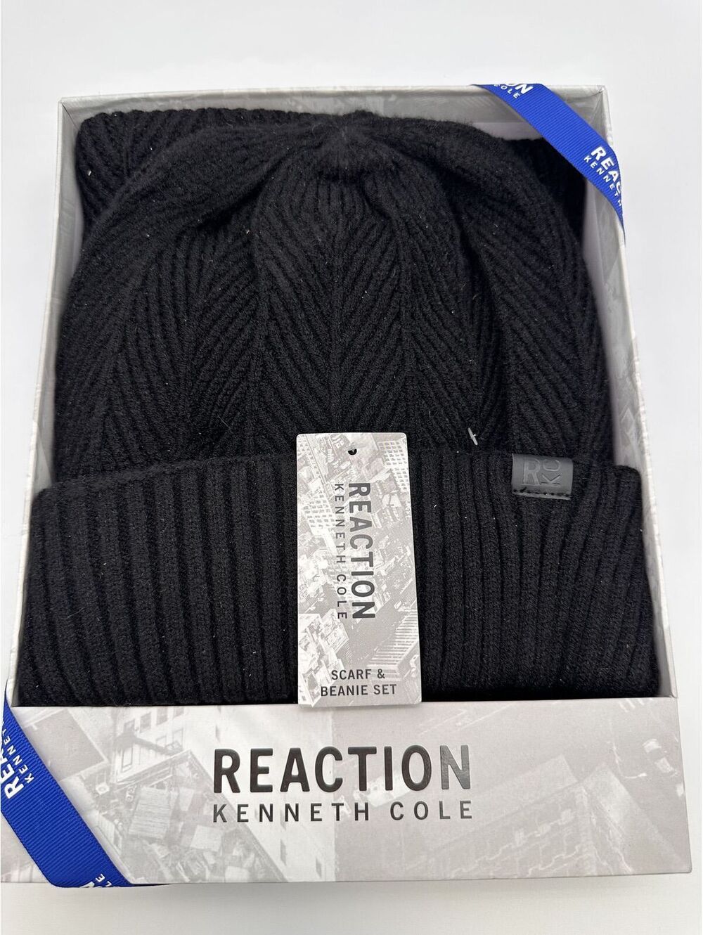 Kenneth Cole Reaction Black Knit Beanie and Scarf Set